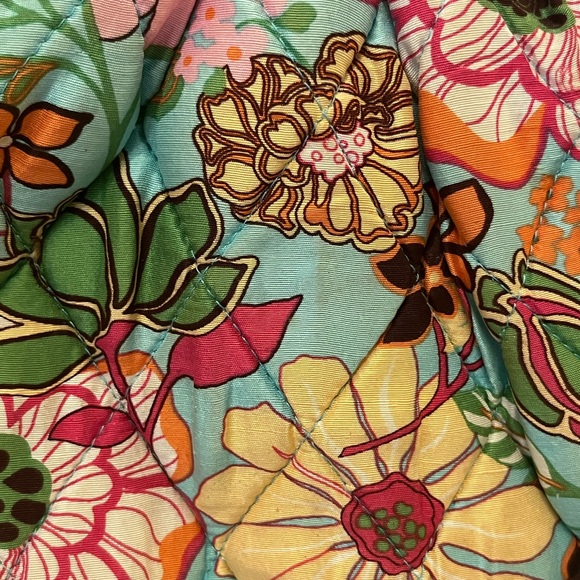 VERA BRADLEY TROPICAL SILK LIMITED EDITION KELLY AND WALLET SET - Picture 4 of 7